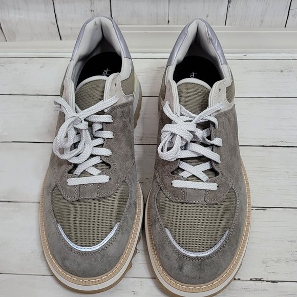 SOLD - Picture 3 of 11